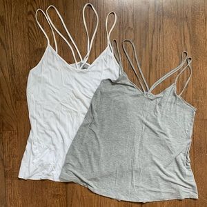 Set/2 strapping tanks, white and grey